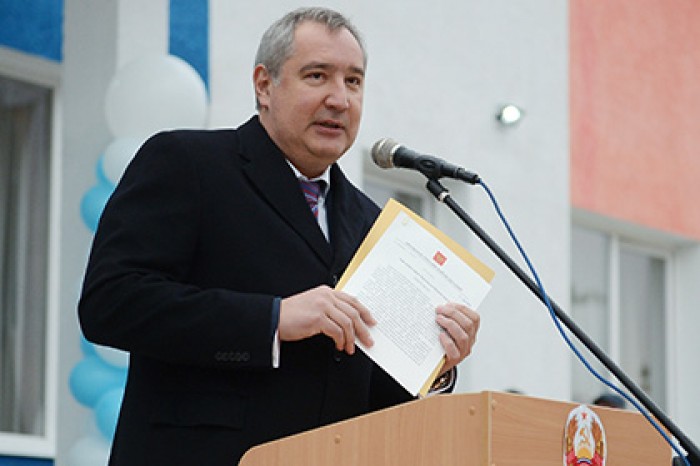 Рогозин призвал роботизировать армию