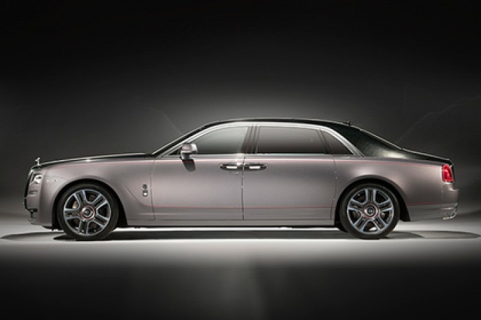 Rolls-Royce покажет в Женеве «бриллиантовый» Ghost Elegance