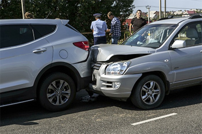 «Росгосстрах» подсчитал убыток страхового рынка от «автоюристов»