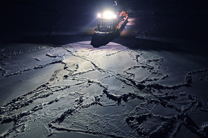 «Роскосмос» создаст центр наблюдения за Арктикой