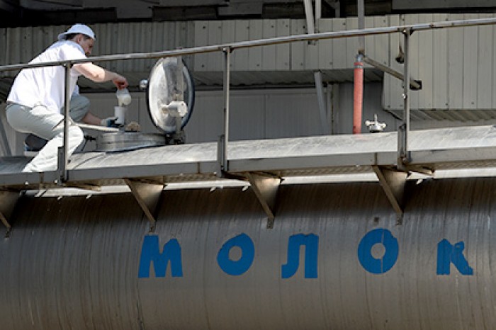 Россельхознадзор снял вину за фальсификат с руководства молочных компаний