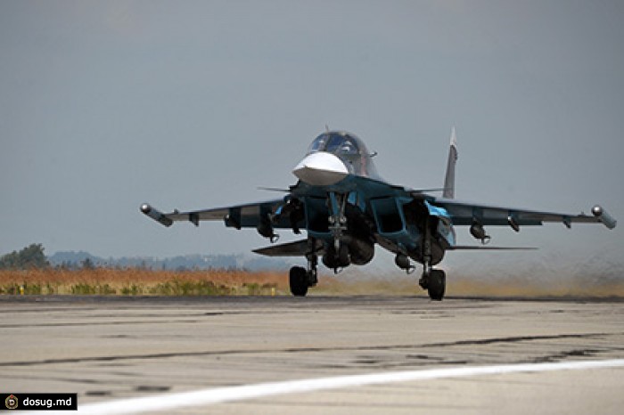 Российская авиагруппа в Сирии уничтожила более 320 боевиков за сутки