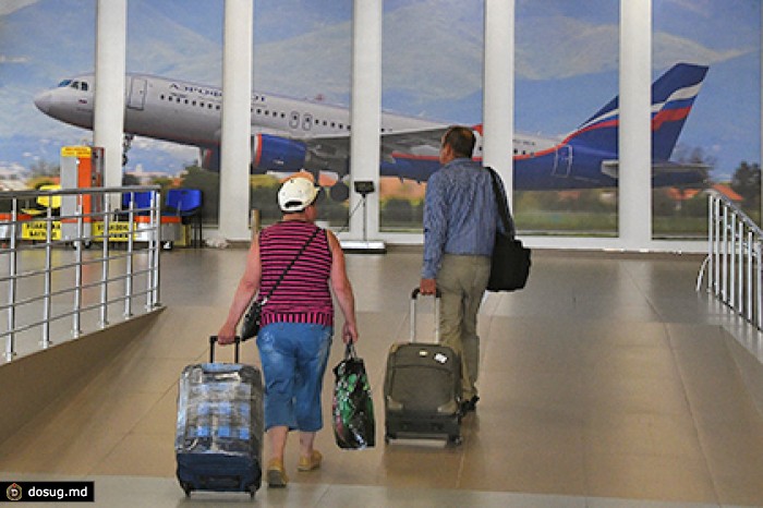 Российские авиакомпании в 2015 году перевезли в Крым 2,6 миллиона человек