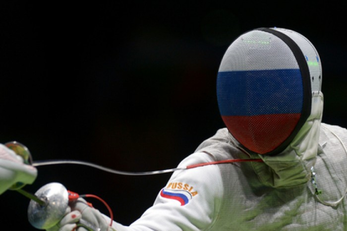 Российские рапиристы выиграли золотые медали ОИ в командном первенстве