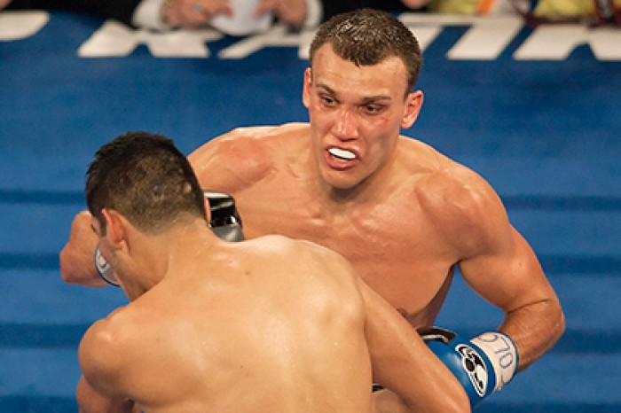 Российский боксер проведет бой в Москве с украинцем-мулатом