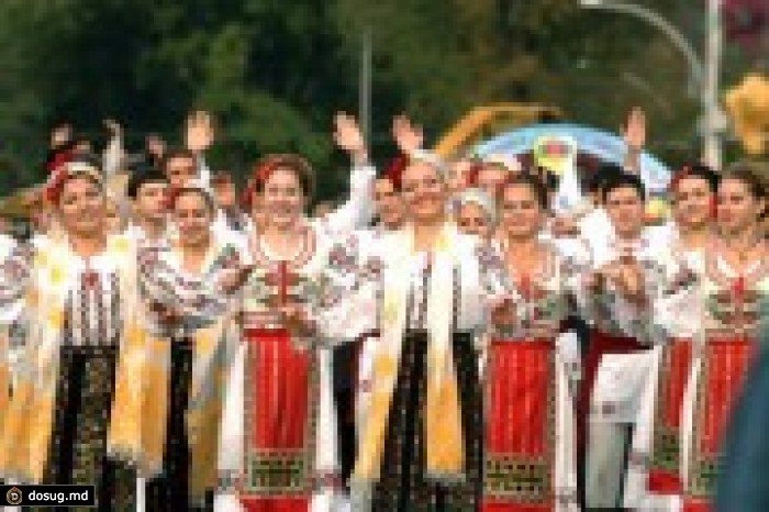 С праздником «Лимба ноастрэ», народ Молдавской ССР!