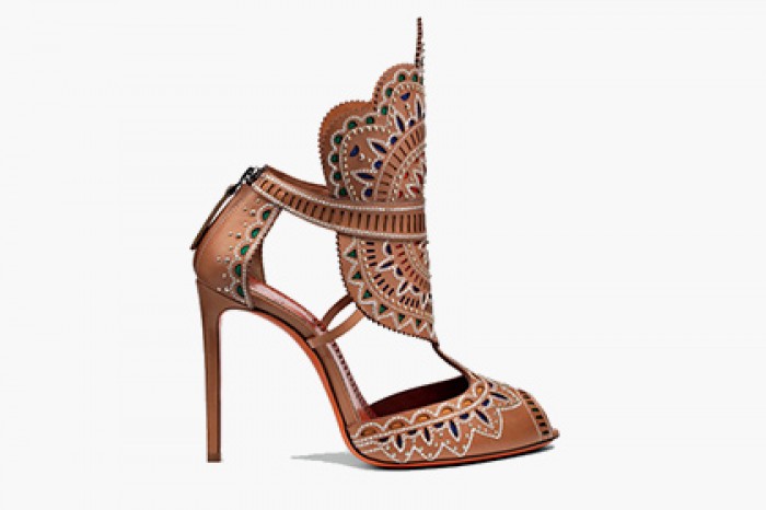 Santoni сделал для женщин «африканскую» обувь