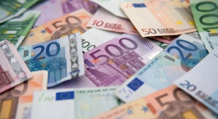Сенат Румынии утвердил предоставление Молдове кредита