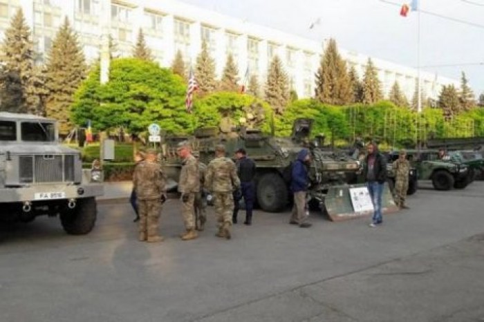 Шалару рассказал, почему выставку военной техники США провели 8 мая