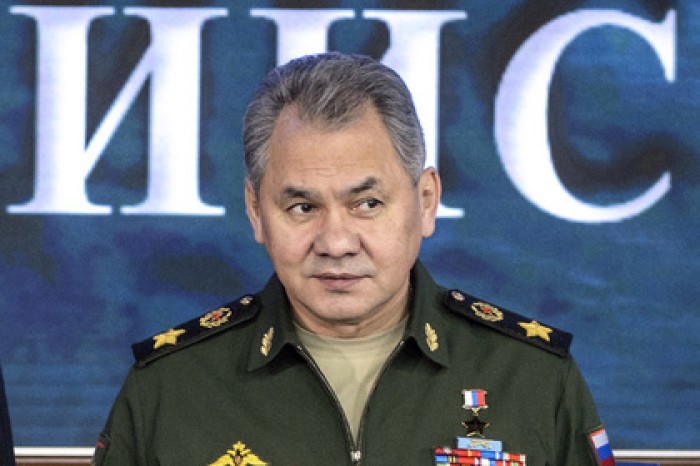 Шойгу призвал демонстрировать владение оружием на соревнованиях вместо войны