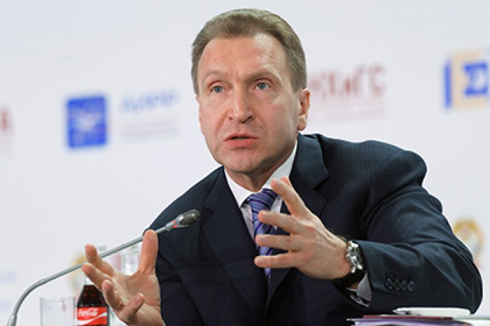 Шувалов открестился от ограничения расчетов наличными