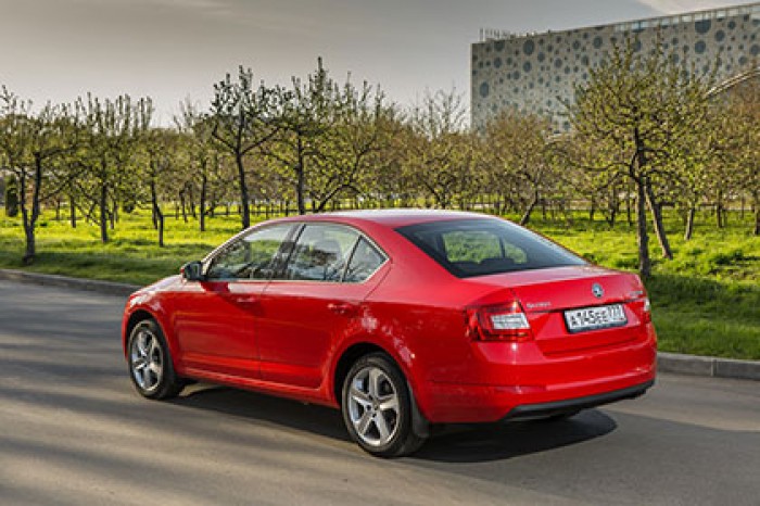 Skoda определила самый популярный в России автомобиль