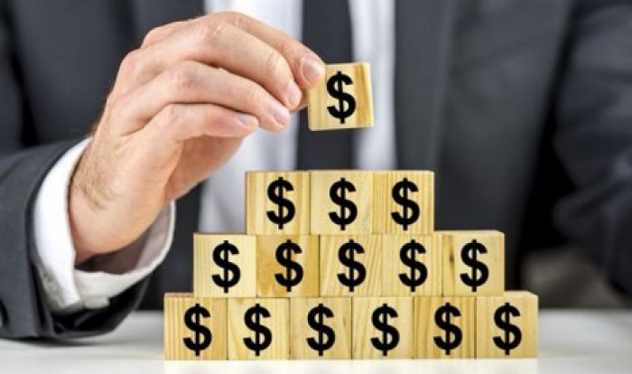 СМИ: Почетный консул Украины в Греции оказался строителем финансовой пирамиды