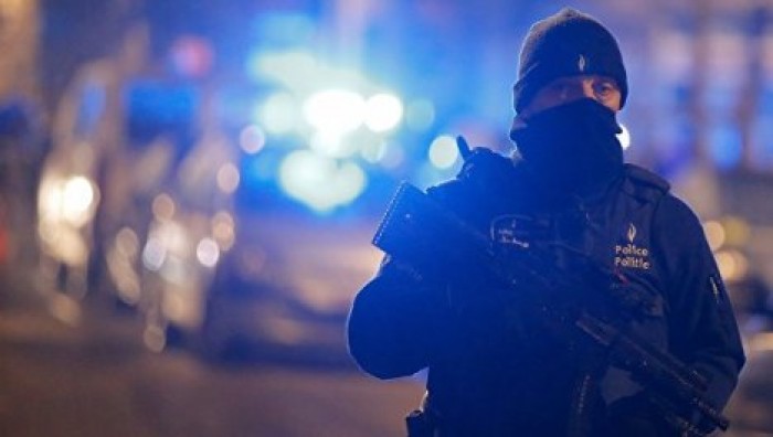 СМИ: В Брюсселе прогремели взрывы в районе проведения спецоперации