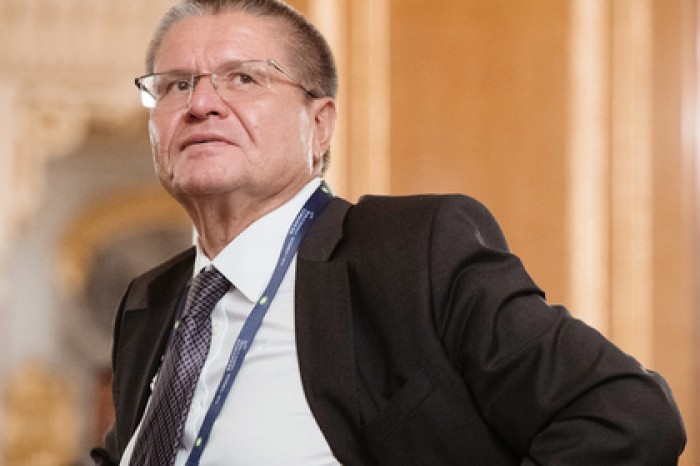 СМИ узнали о проводившемся больше года наблюдении ФСБ за Улюкаевым