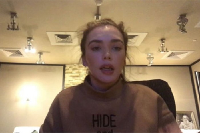 Солистка Serebro извинилась перед жителями Казахстана за грубое высказывание