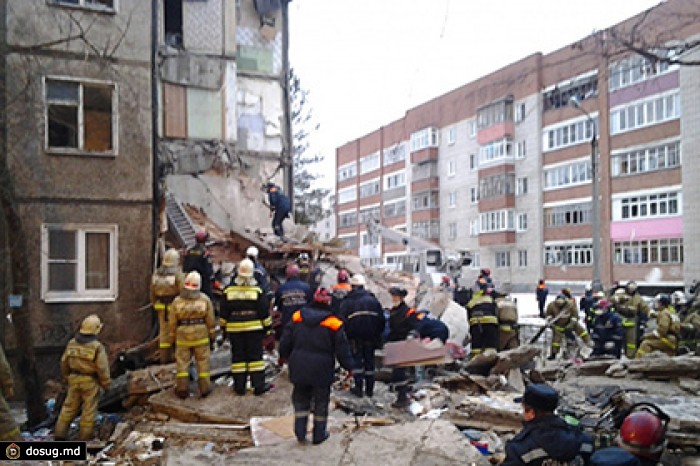 Спасатели нашли седьмого погибшего под завалами дома в Ярославле