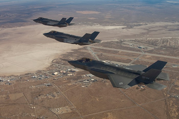 США впервые отправили истребители F-35 на службу за рубеж