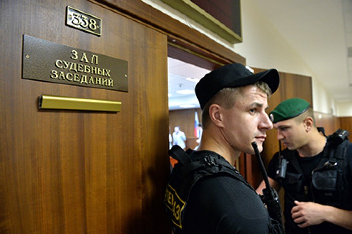 Суд оставил под стражей собственника строившей военные базы в Арктике компании