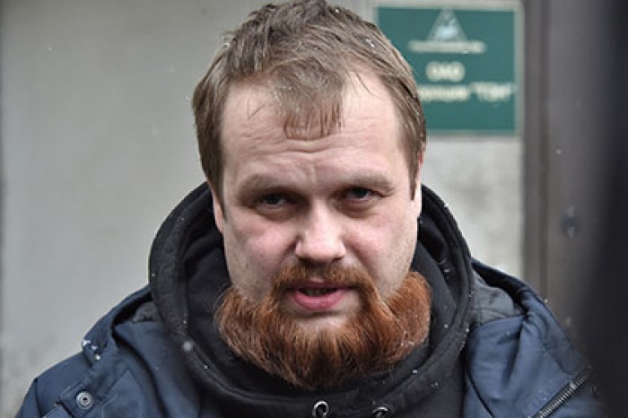 Суд поместил Демушкина под домашний арест