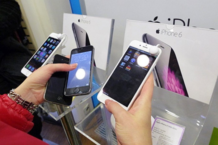 Суд утвердил мировое соглашение по иску Apple к двум московским компаниям