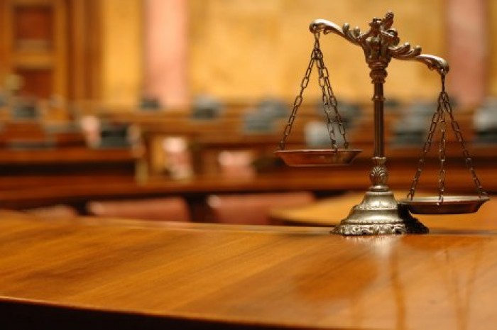 Суд в Иране постановил ослепить на один глаз женщину