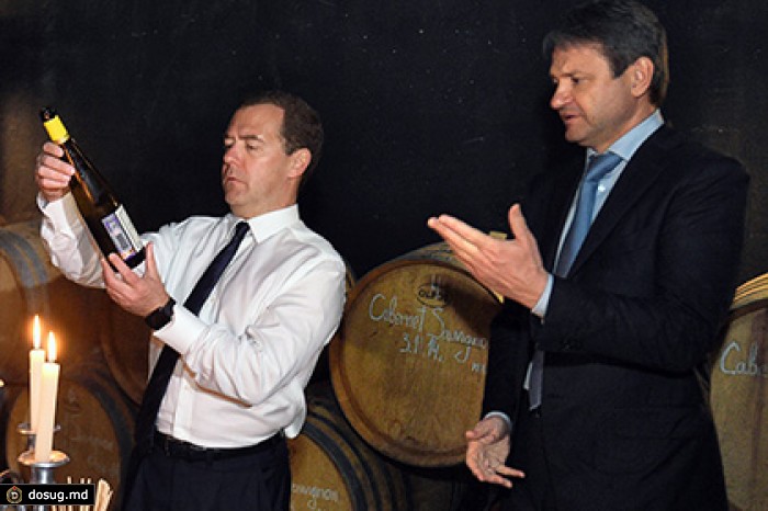 Ткачев пообещал перекрыть все «дыры» для ввоза санкционных продуктов