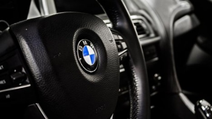 Toyota и BMW будут следить за поведением водителя