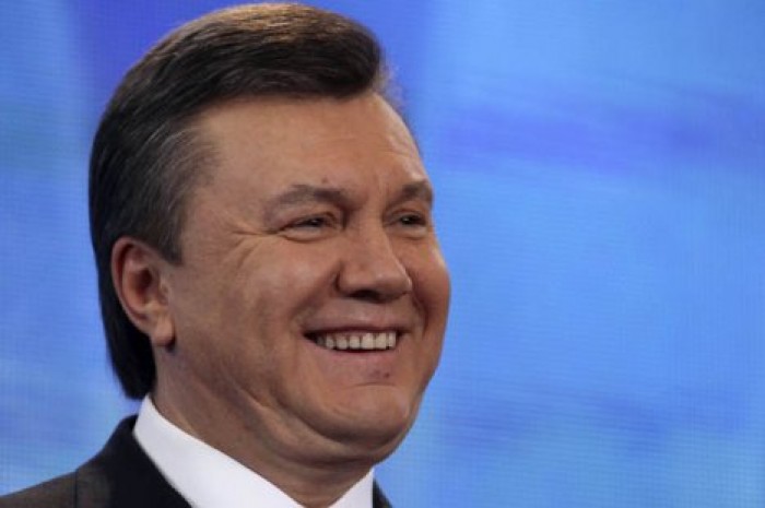 Transparency: Янукович получил российский паспорт