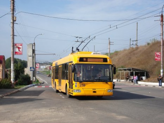 Троллейбус протащил пятилетнего ребенка по улице в Тирасполе