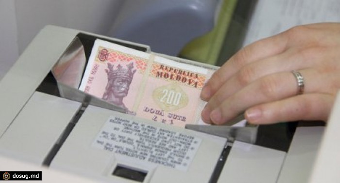 Трудовые мигранты присылают в Молдову все меньше денег
