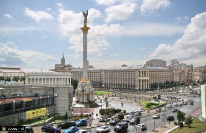Центр Киева будут патрулировать на броневиках