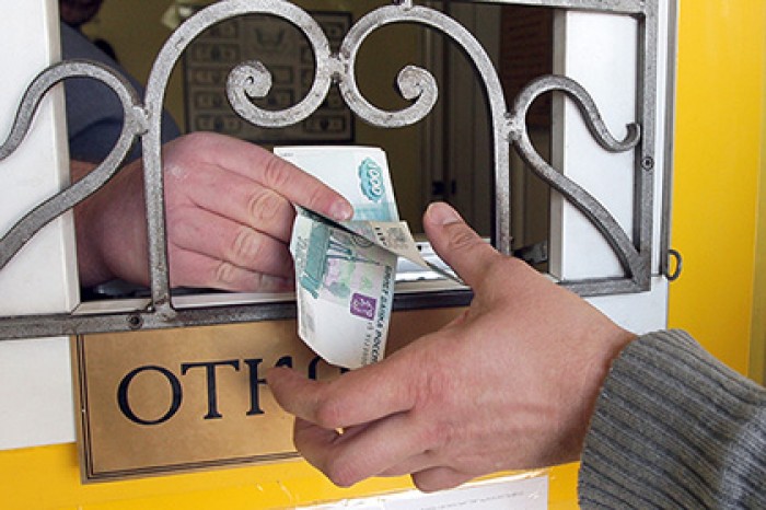 Тунеядцев заставят позаботиться о своих пенсиях и лечении самостоятельно