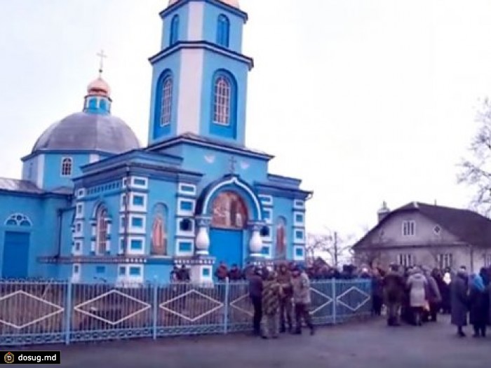 Украина: в Ровенской области прошли столкновения между сторонниками Московского и Киевского патриархатов