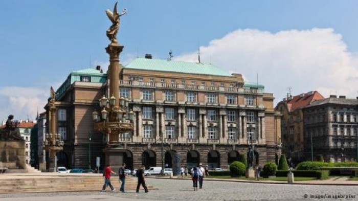 Украинские и российские мошенники продавали поддельные визы в Чехии