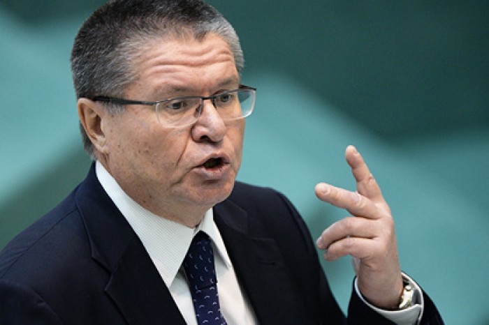 Улюкаеву предъявили обвинение в получении взятки