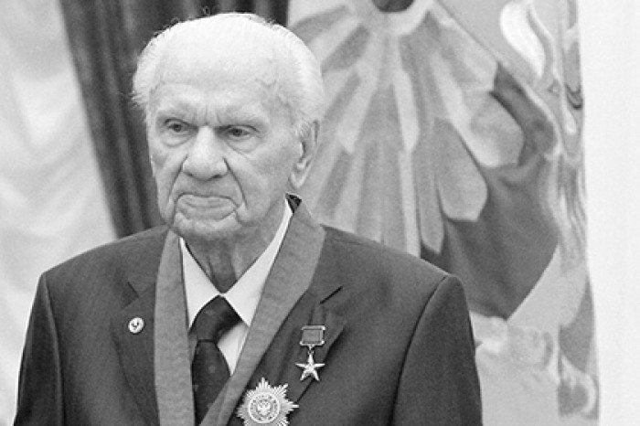 Умер научный руководитель концерна ВКО «Алмаз-Антей» Анатолий Савин