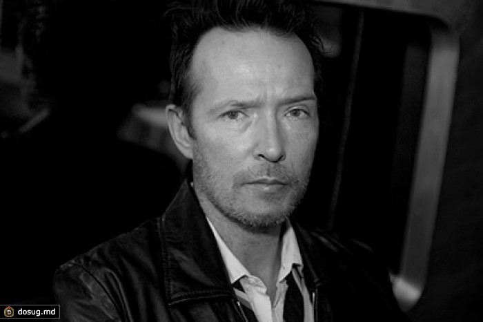Умер вокалист Stone Temple Pilots и Velvet Revolver