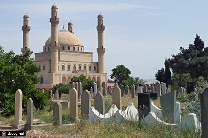 Кладбище в азербайджане фото мусульманское