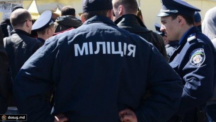 В Днепродзержинске "Правый сектор" избил милиционеров