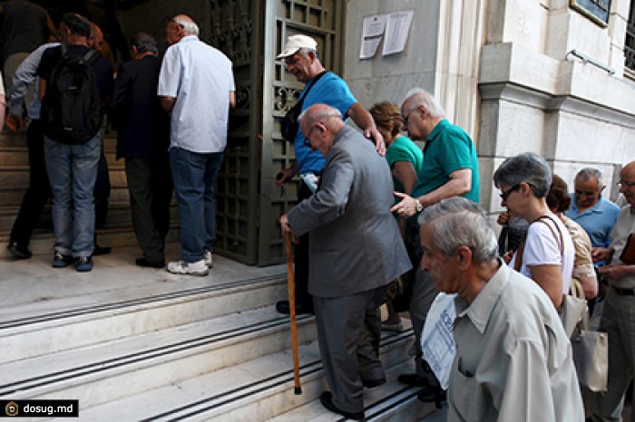 В Греции после трехнедельных каникул открылись банки