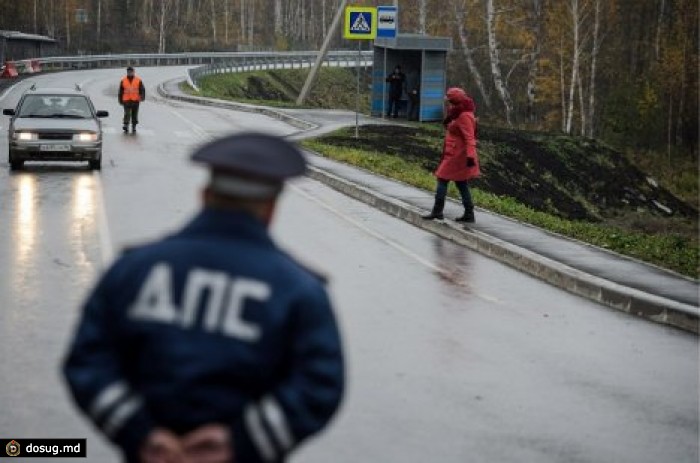 В Ленинградской области автобус с туристами столкнулся с грузовиком
