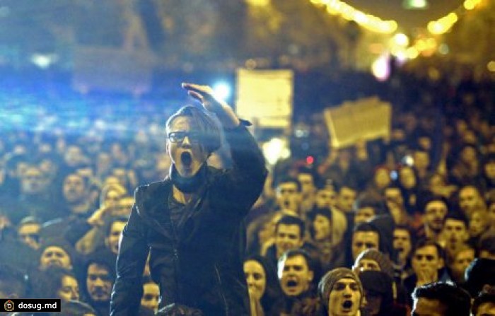 В Румынии отставка правительства Виктора Понты не остановила массовых протестов