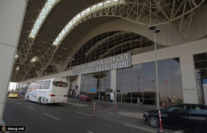 В стамбульском аэропорту произошёл взрыв
