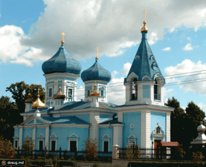 В столичный монастырь Чуфля доставили Святой крест