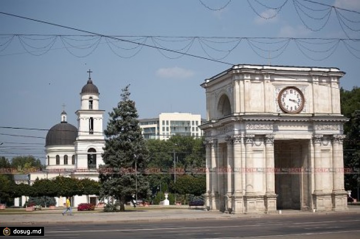 В центре Кишинева демонтировали сцену платформы "DA"