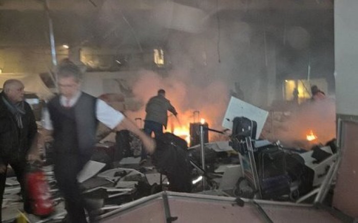 В аэропорту Стамбула произошли два взрыва и стрельба, число жертв растет