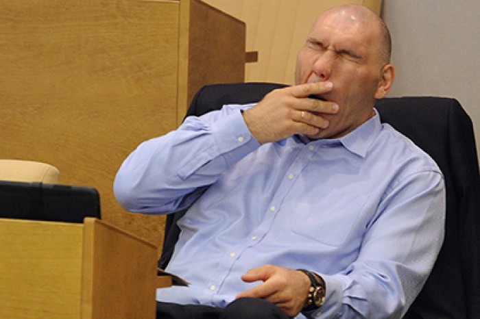 Валуев станет ведущим «Спокойной ночи, малыши!»