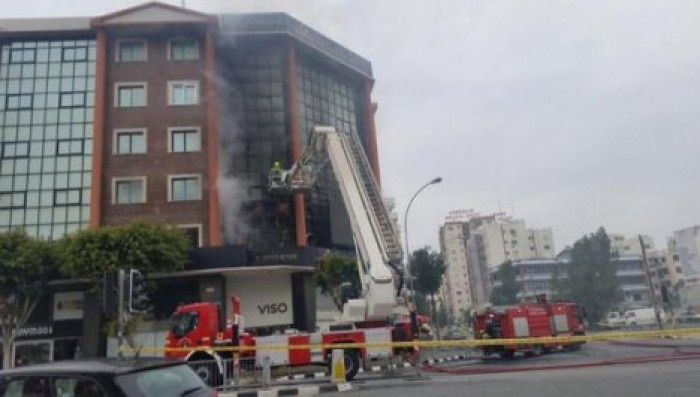 В бизнес-центре на Кипре прогремел взрыв