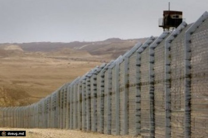 Венгрия заявила, что готова построить стену на границе с Румынией за 10 дней
